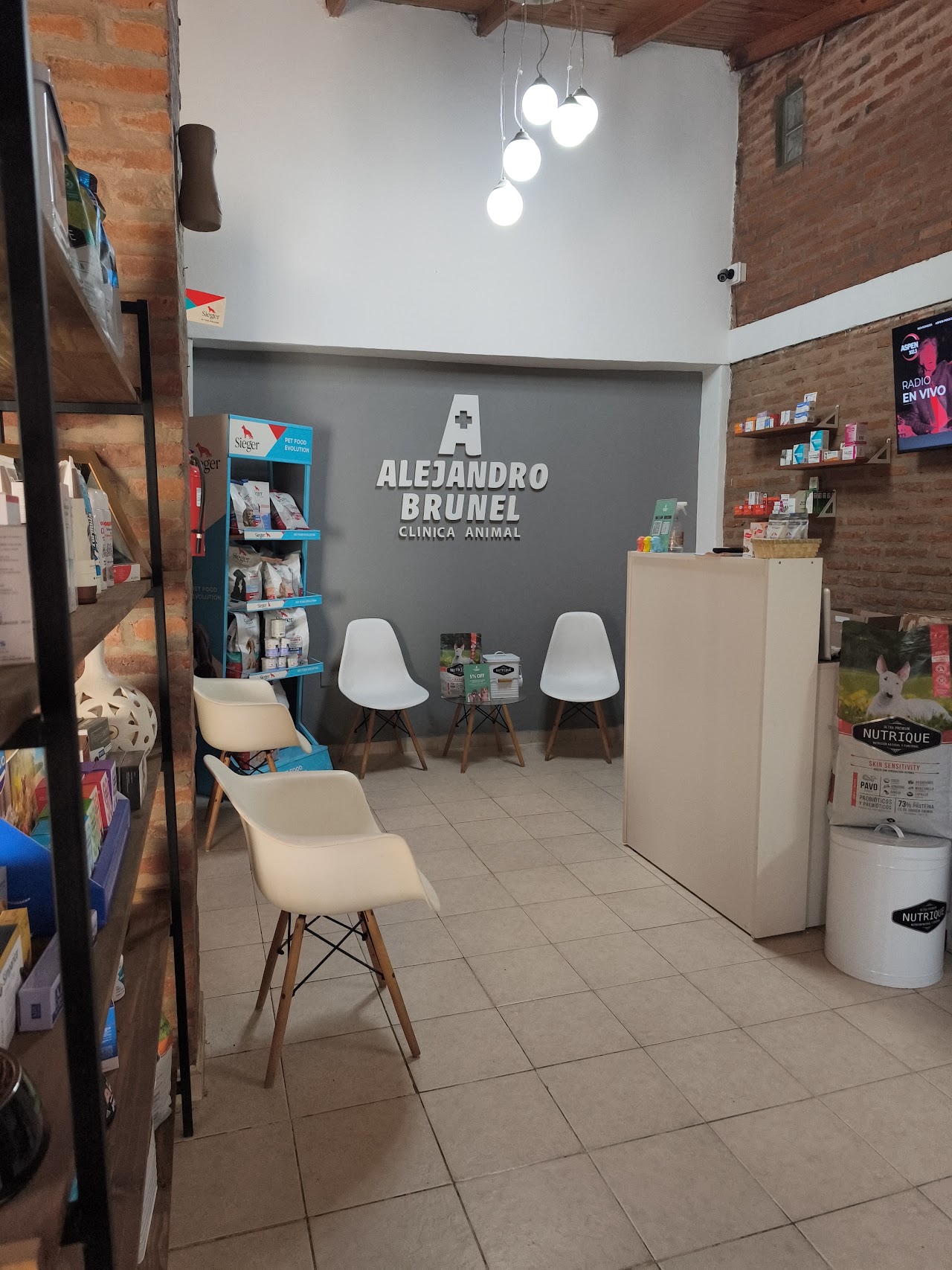 Interior de Clínica Animal Alejandro Brunel en Corrientes